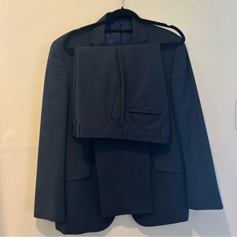 Kenneth Cole Suit